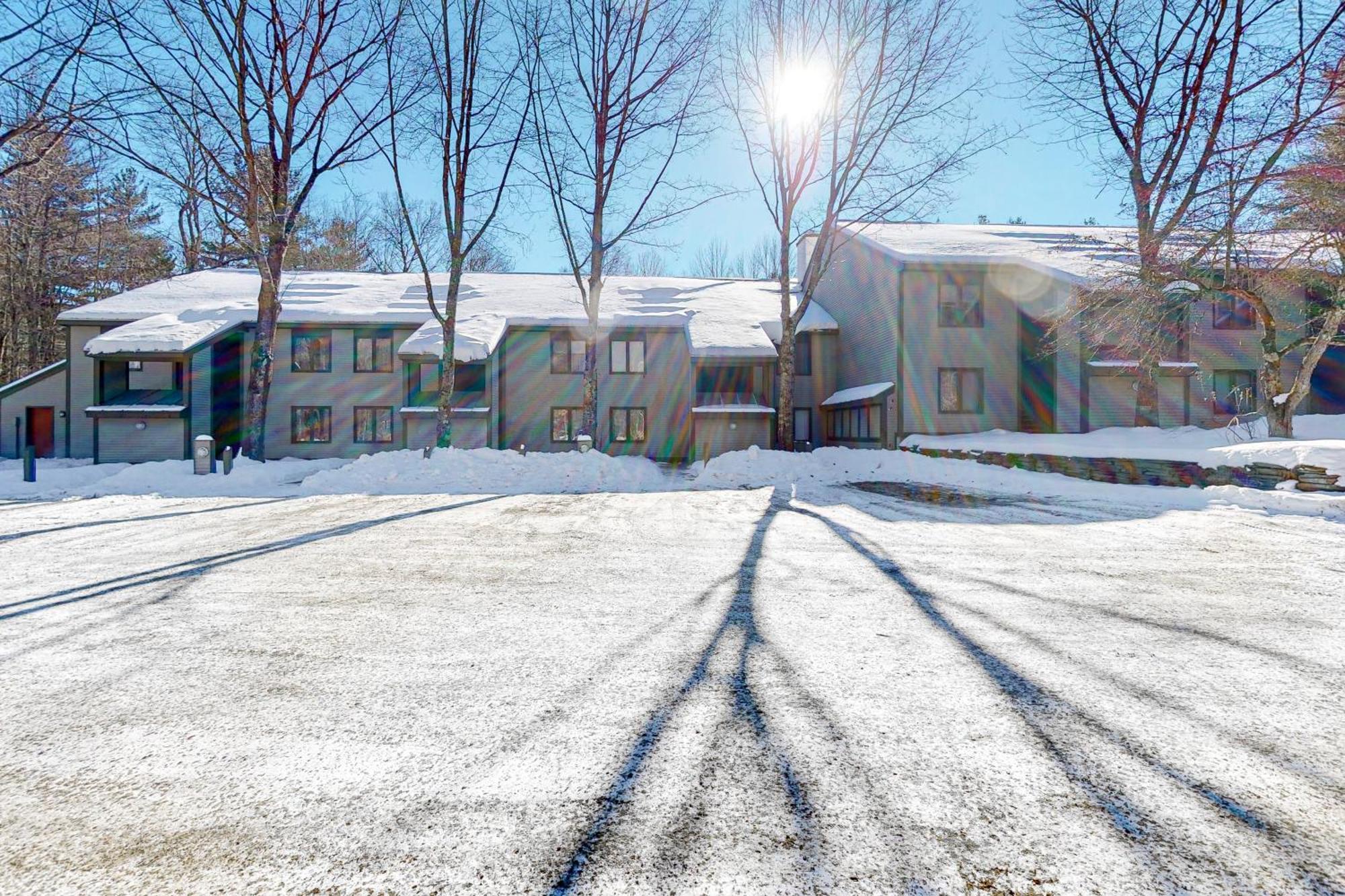 Mountain Breeze Getaway Condos Warren Chambre photo